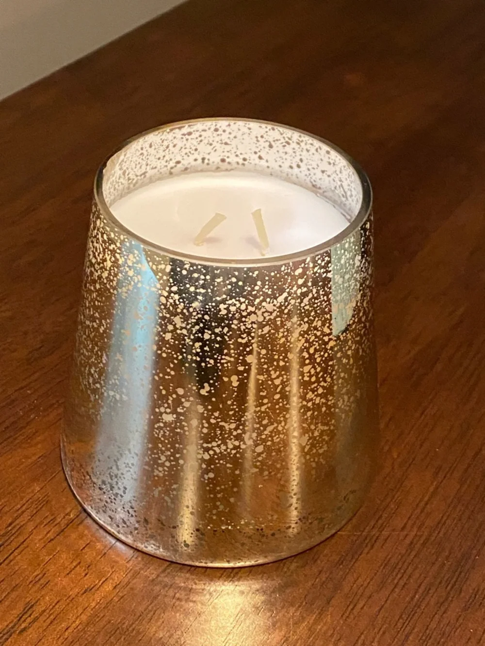 NIB - Niquea.D Ambered Citrus Candle